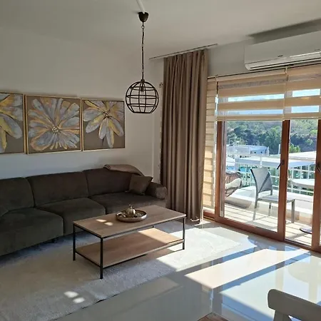 Sun Valley 2-bedroom * Nikozja